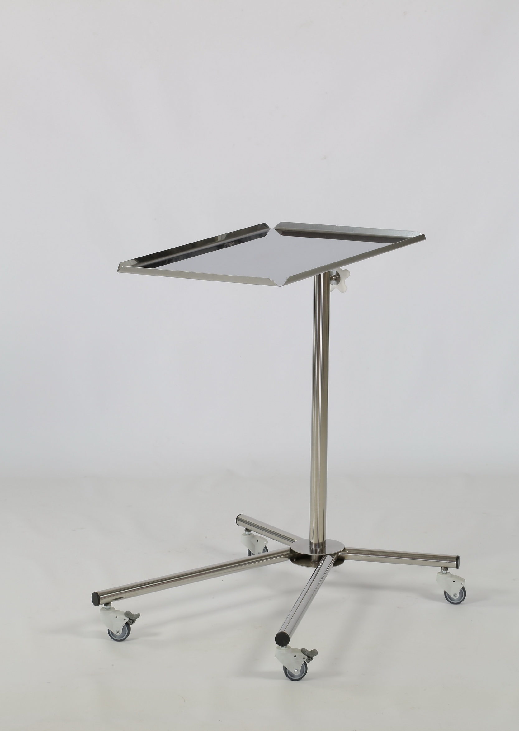 KOCHER-MAYO table with X-shaped base