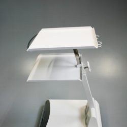 Instrument table for physiodispenser