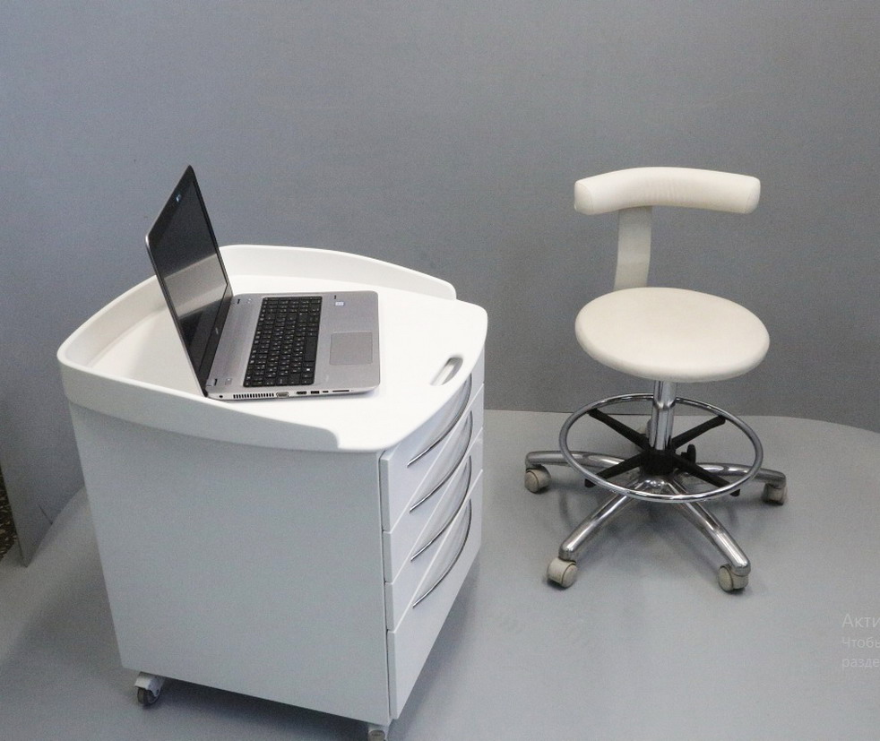 Mobile cabinet for intraoral scanner №1